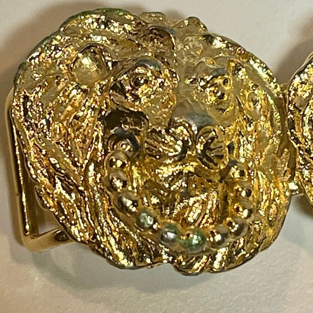 Vintage 1974 Gold Tone Lion Head Ring Belt Buckles - Picture 5 of 9